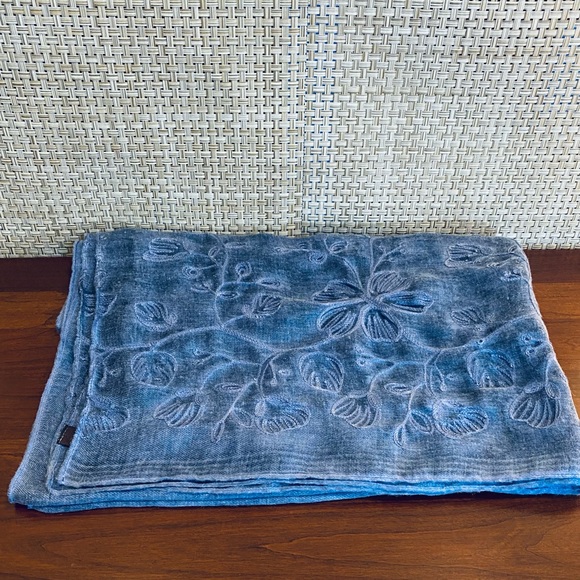 🌟HP🌟Washed Denim Blue Colored Embroidered Scarf Wrap by Eyeful OSFM - Picture 6 of 7